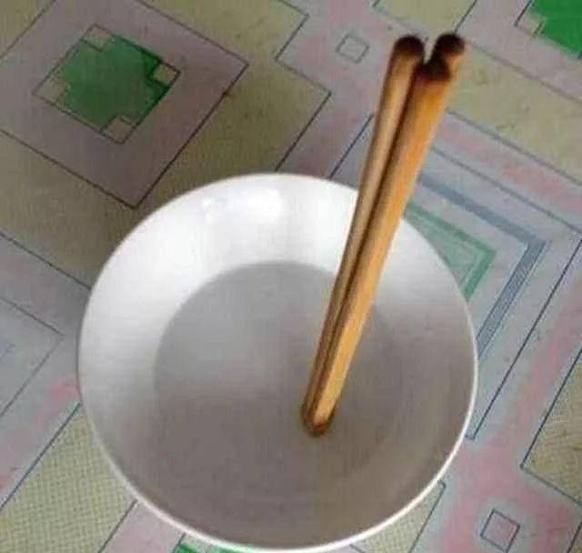 原創為什麼以前經常聽到的奇聞異事，現在卻很難聽到，人們膽子大了？