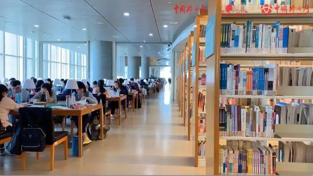 中國百年女性教育發展史：從傳統桎梏到現代教育的演進歷程