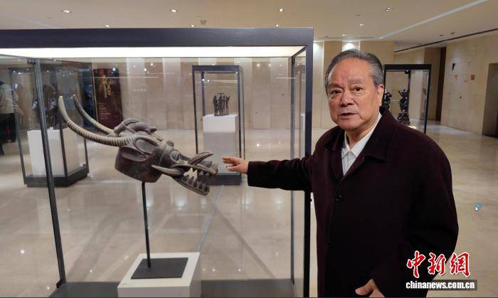 七旬南非歸僑收藏非洲雕刻 冀激發文明互鑑