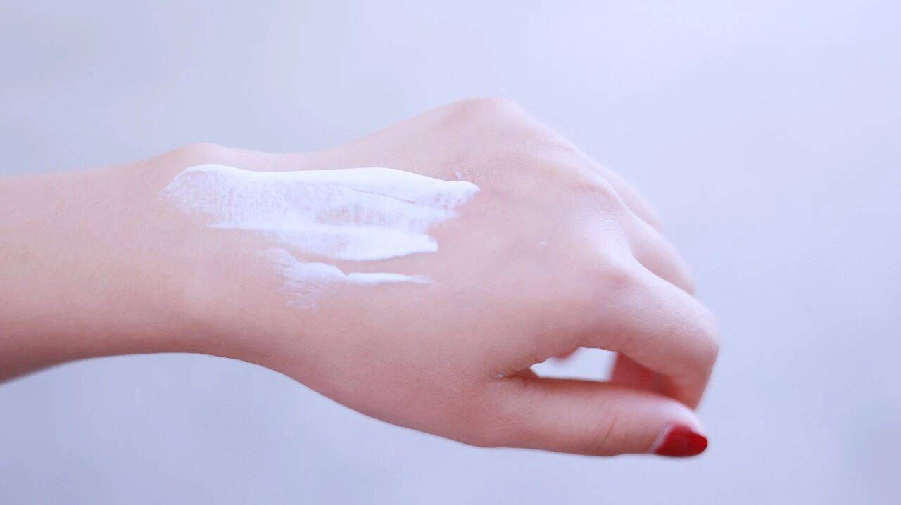 原創有些女性明明已經“絕經”了，卻依舊年輕，多半與這5個習慣有關