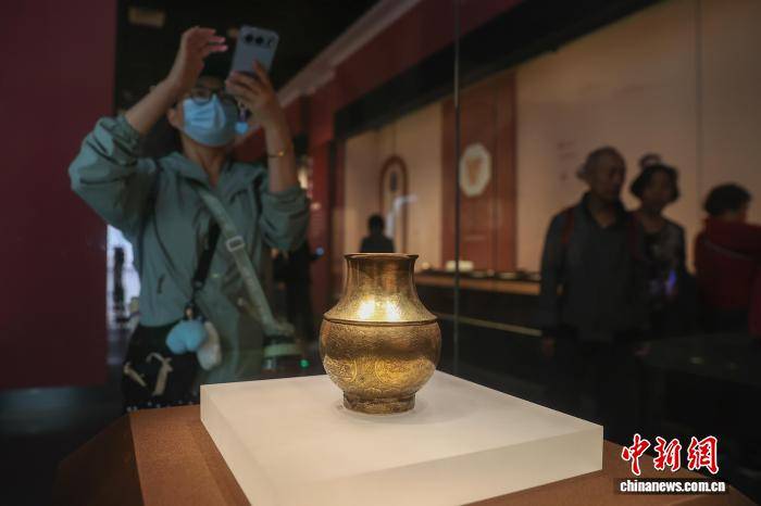 “馬上雲沙馬下花——遼代女性主題文物展”在江西省博物館開展