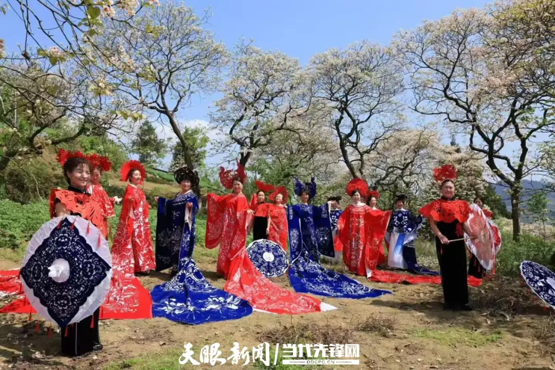 正安縣老年大學開展校外實踐教學活動