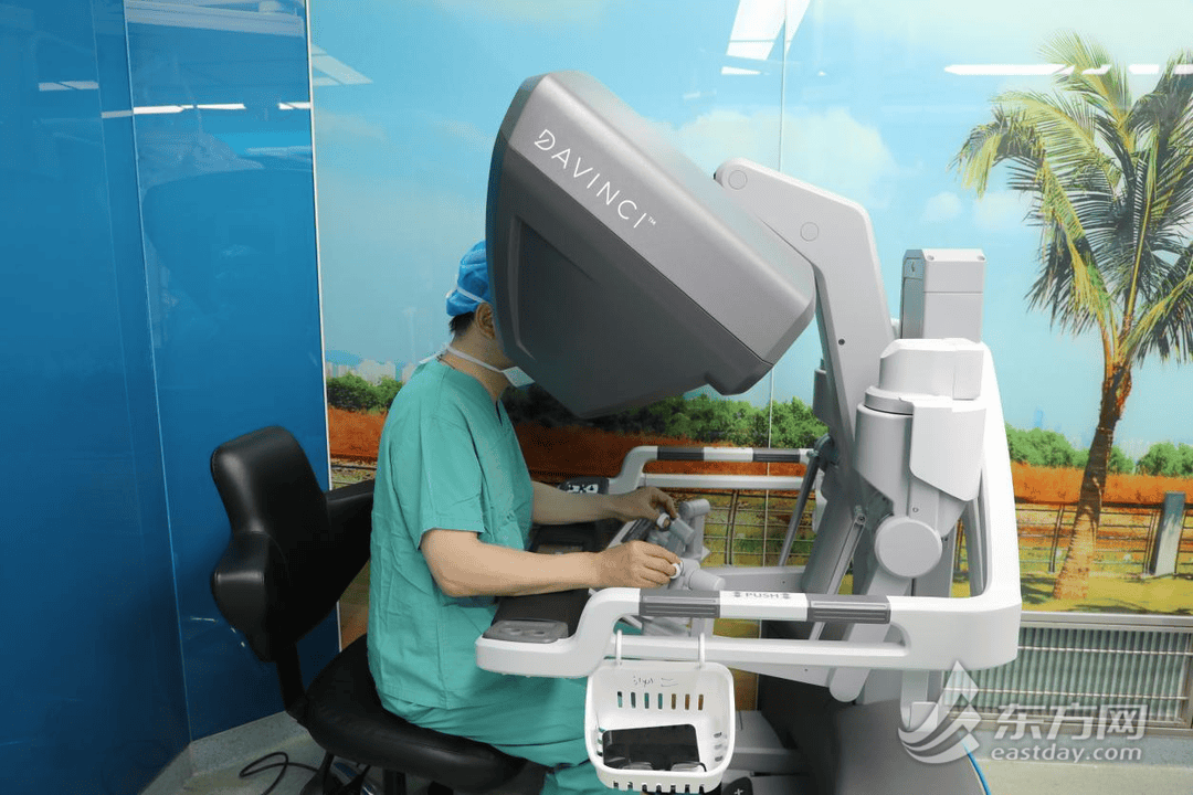 高齡癌症患者術後快速康復，上海四院達芬奇機器人微創技術顯實效