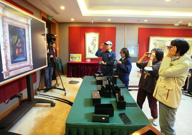 AI眼鏡助力美育普及