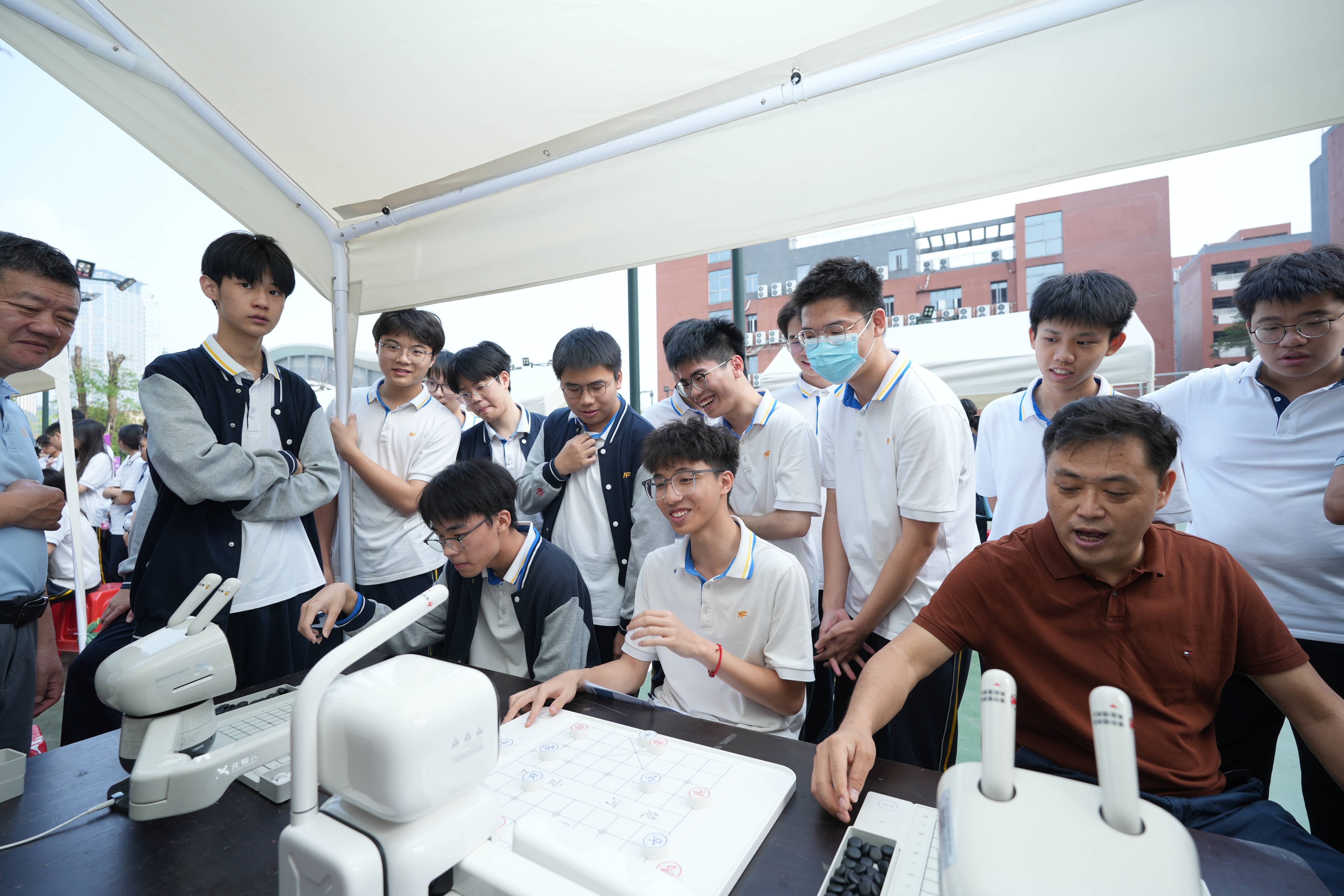 科創+育才，多圖回顧南海外國語高階中學開放日