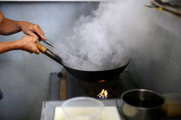 肺癌成中國女性第一大癌症 身體給出“警示”不要忽視