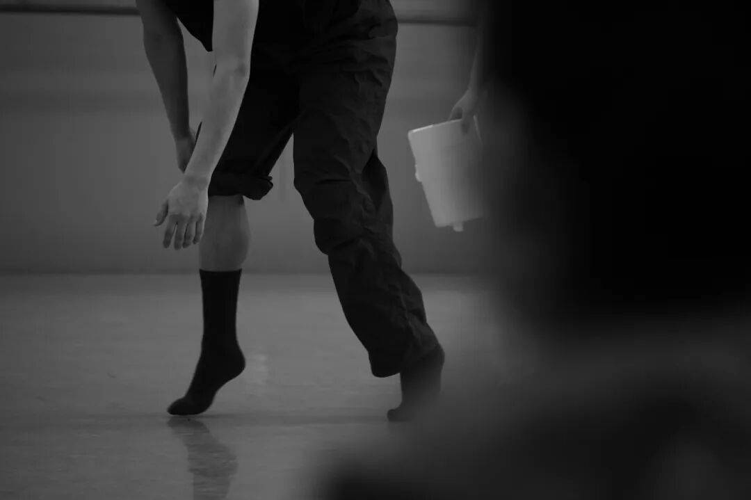 肢體戲劇《變形計》|或許，最強的反抗，是終於停止表演。