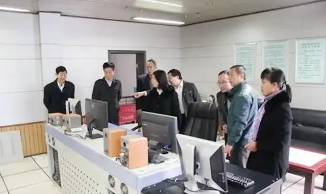 原創2017年，安徽一女會計貪汙1158萬，給男主播刷百萬鑽石