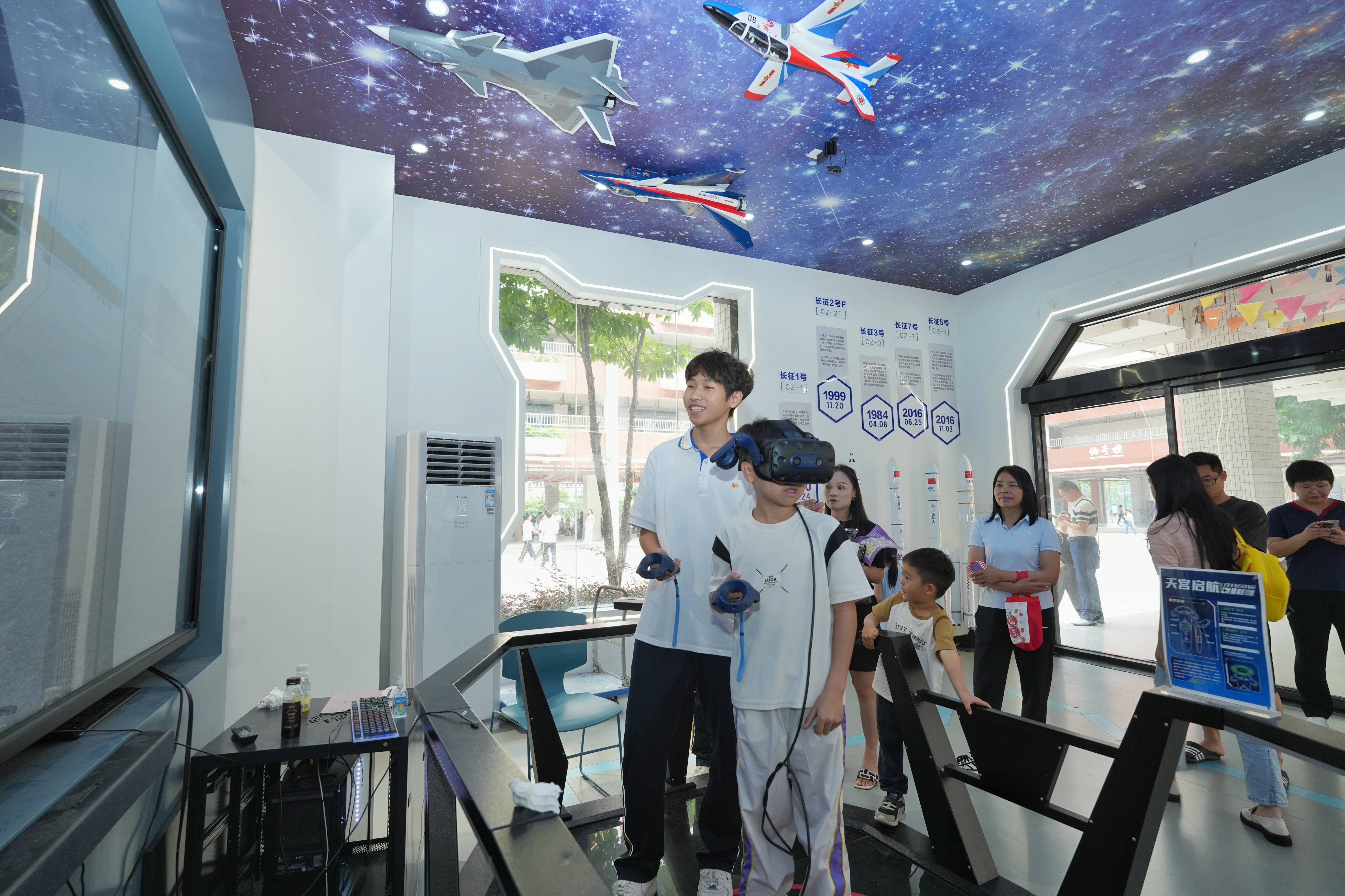 科創+育才，多圖回顧南海外國語高階中學開放日