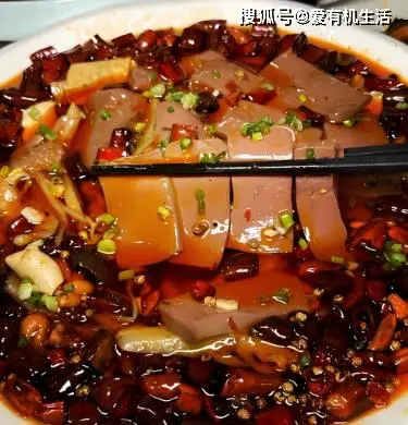 原創磁器口美食三絕：一口麻辣鮮香，一口古鎮煙火！