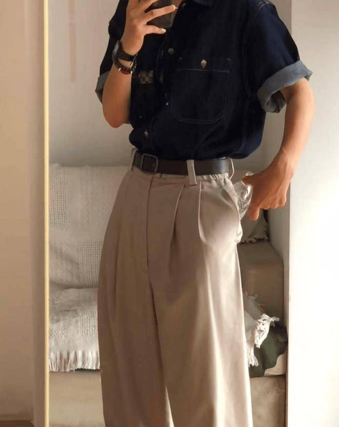 女性的瑜伽褲，中產的遮羞布