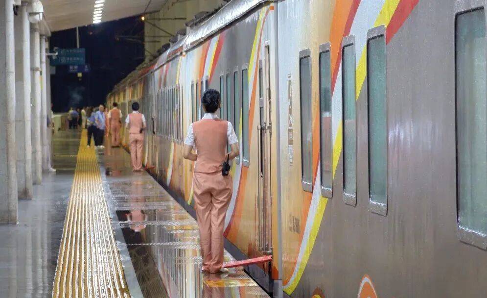 即將首發，全列臥鋪+獨立衛浴