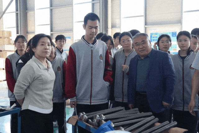 書香潤吳中，實踐育新人！吳橋中學打造“行走的思政課”