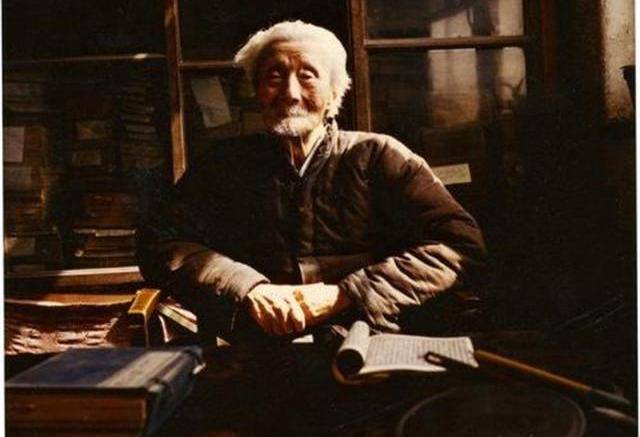 原創歐陽中石：不懂書法的書法大家，雖為書法名家，但作品程式化嚴重