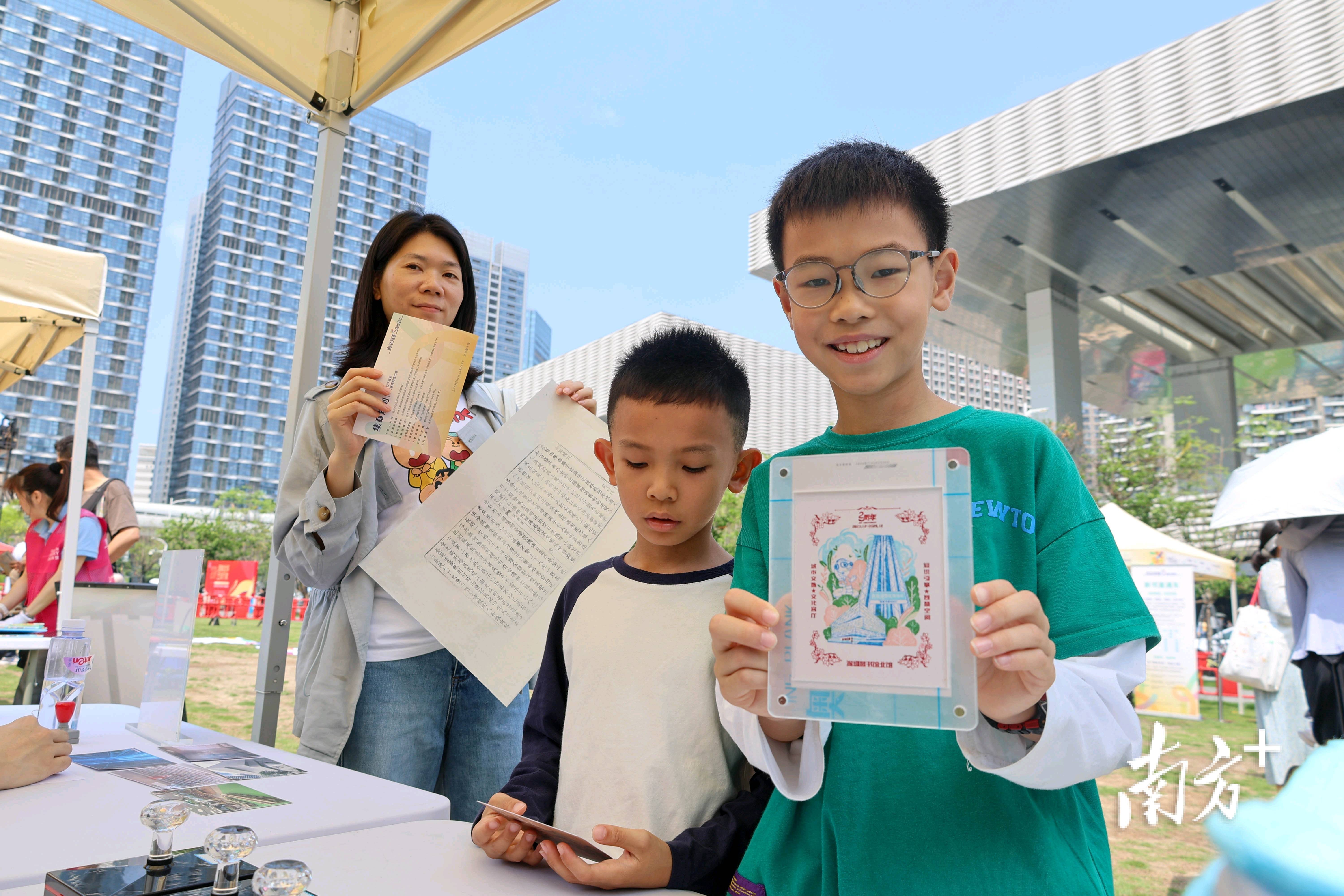 服務下沉、閱讀升溫！深圳圖書館“閱動鄰里”走進紅山社羣