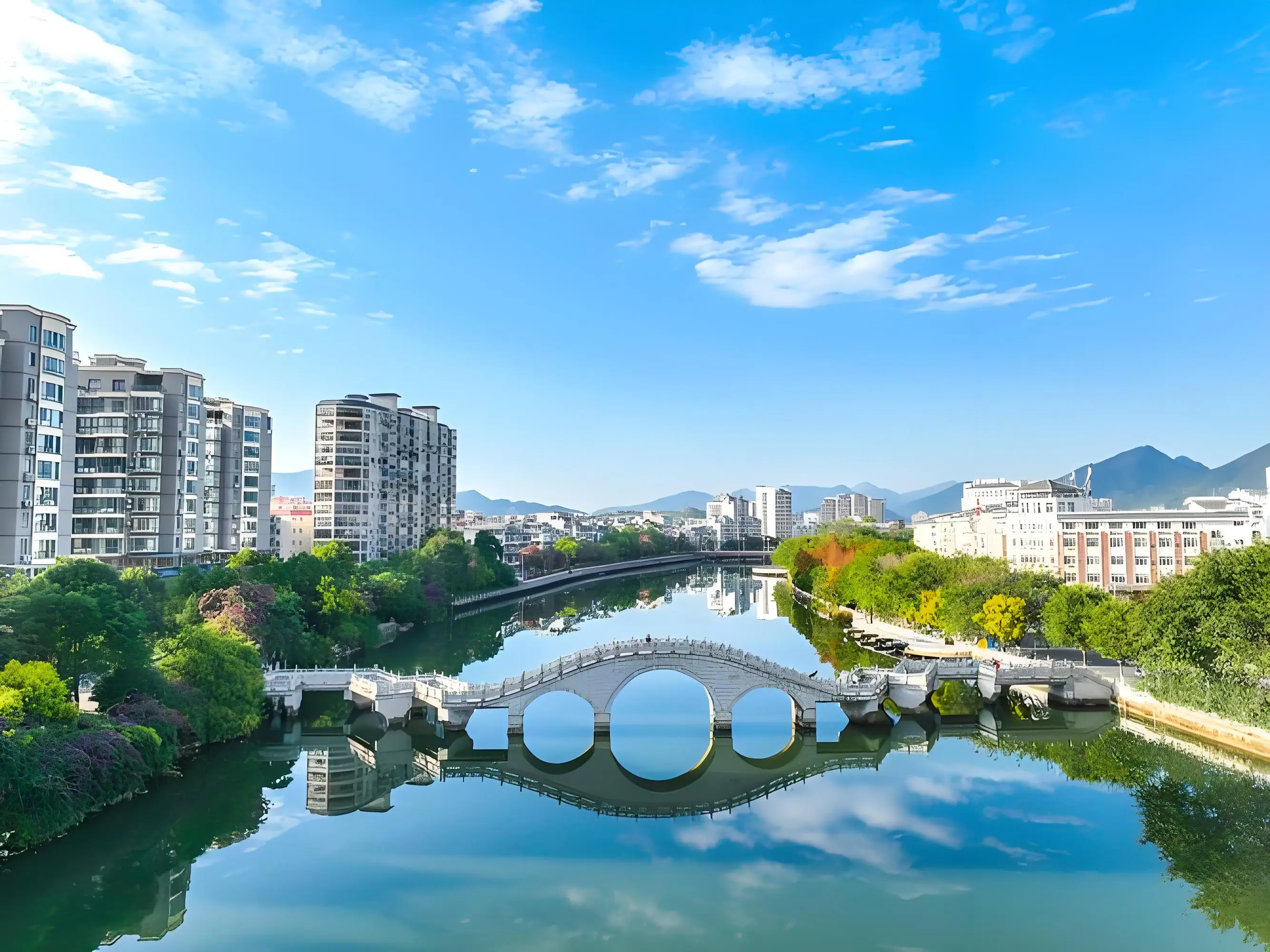 原創中國易經起名大師謝詠詳解，先天命理不足後天姓名五行來補齊