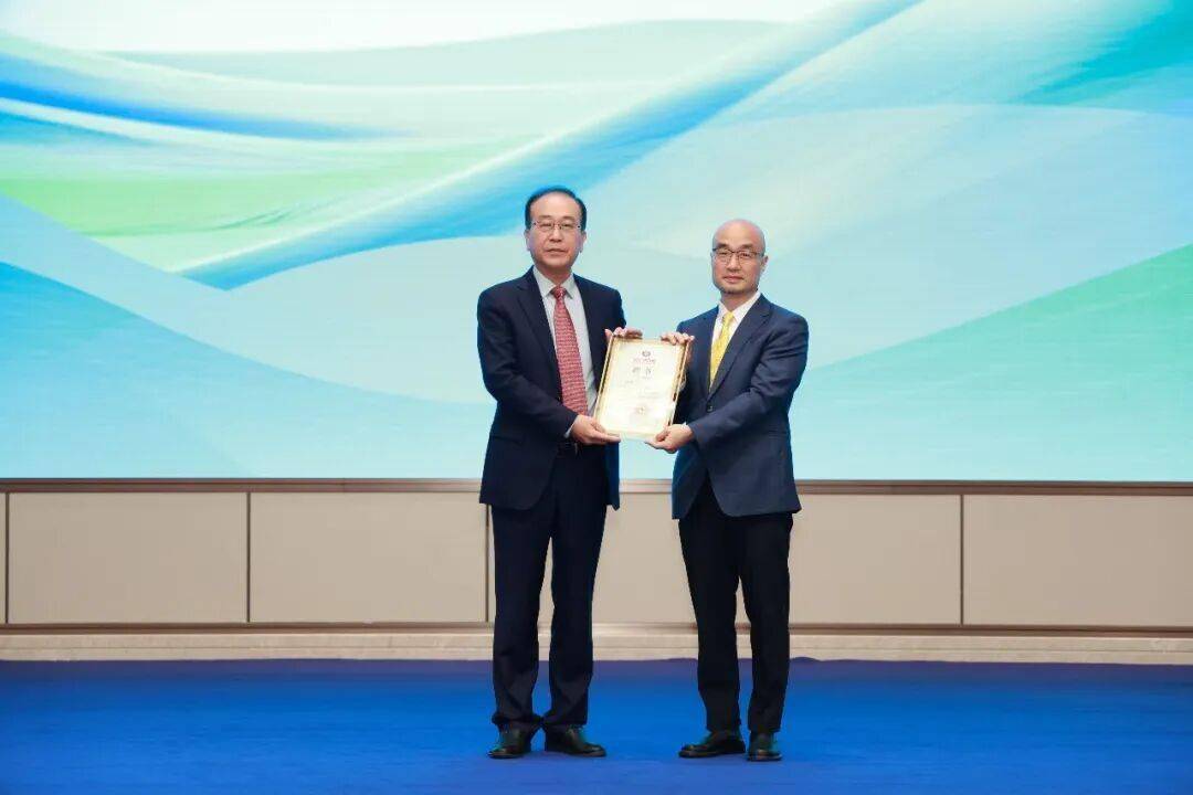 雙匯肉類產業科技創新發展大會暨雙匯研究院成立儀式隆重舉行