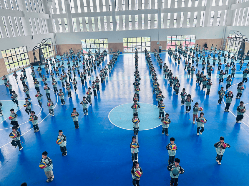 陽光體育強體魄 五育並舉促成長——尋烏縣第一小學開展陽光大課間展示活動