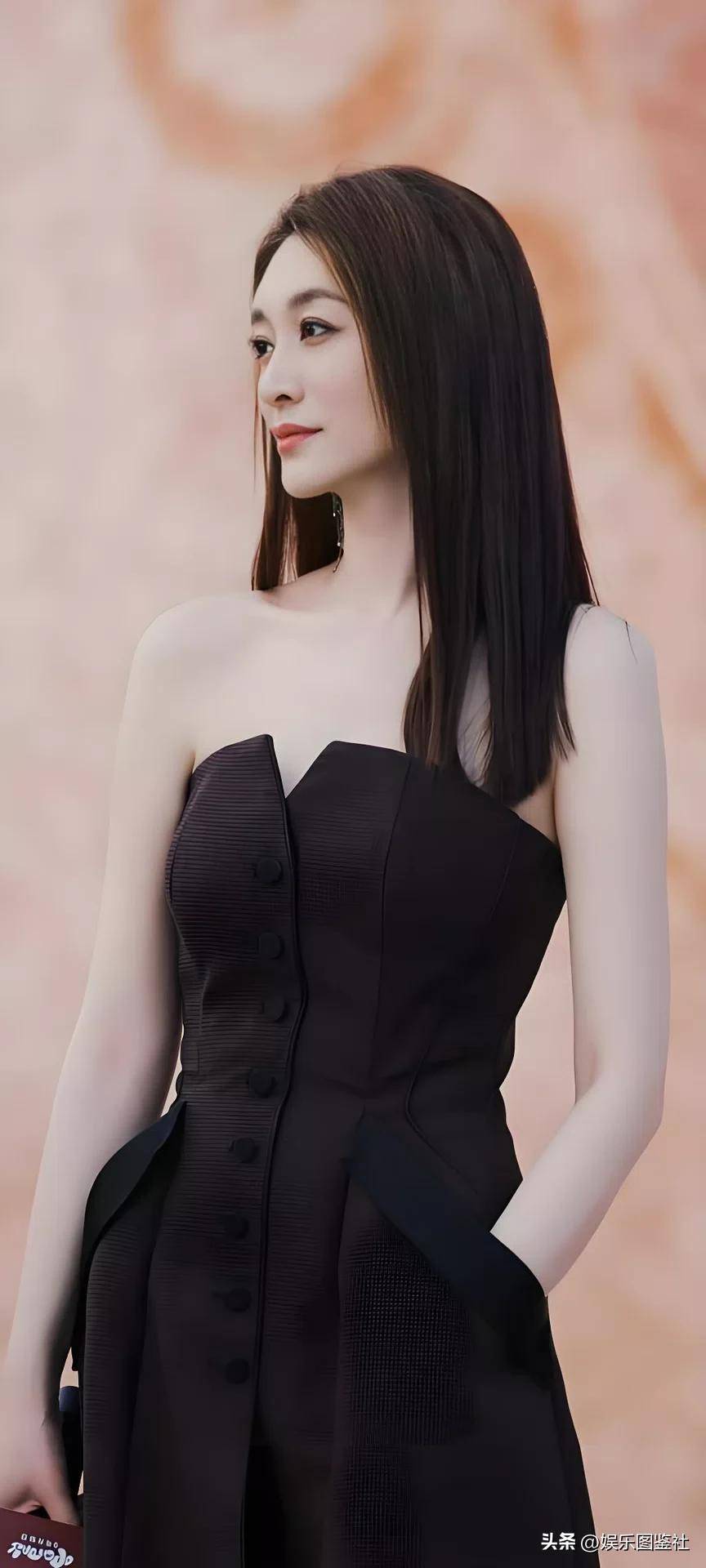 李小冉：歲月沉澱演技，從容綻放活出女性高光