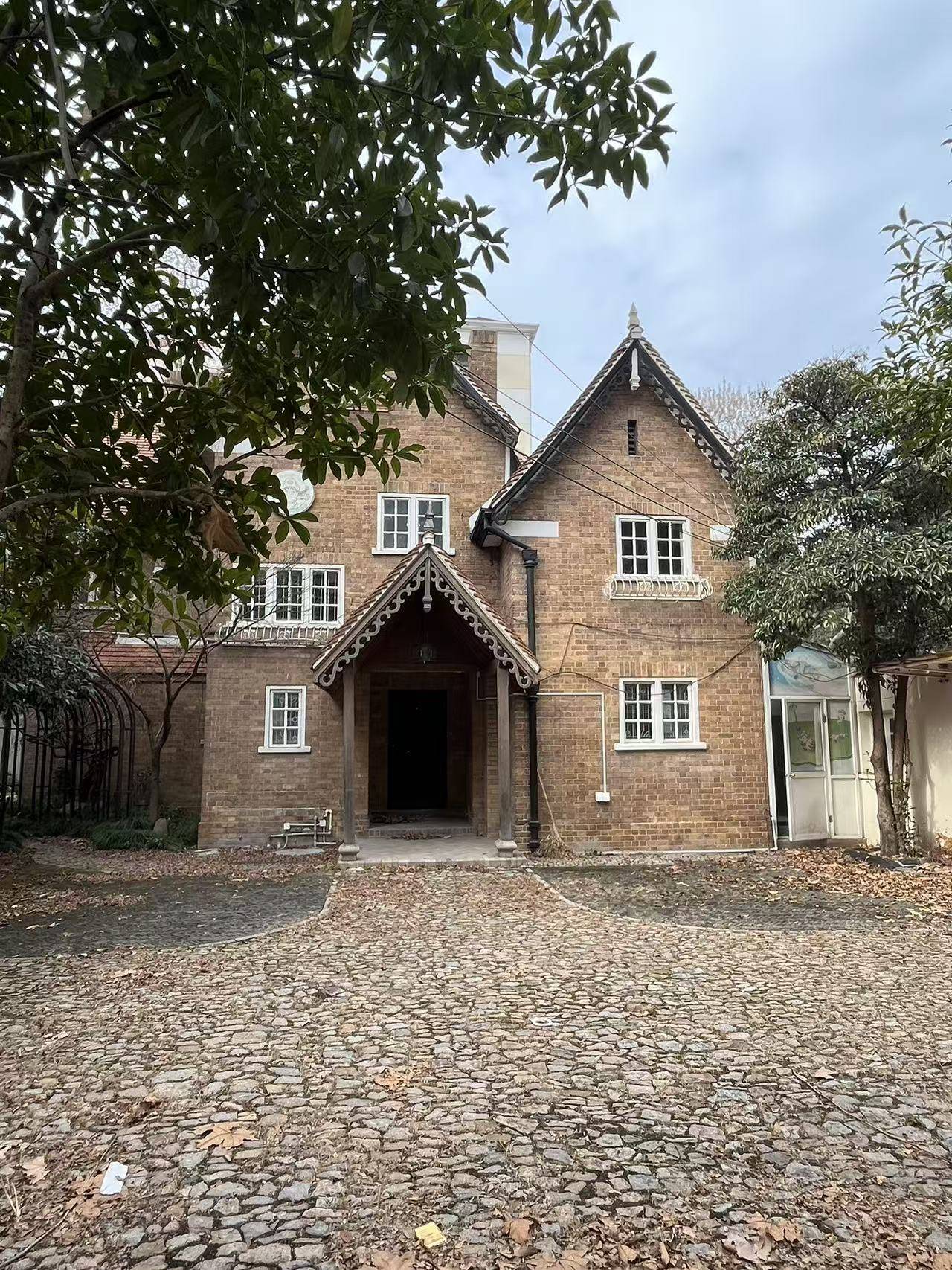 原創上海長壽新村的發展史 棚戶 安置 道路 地鐵和房產中介