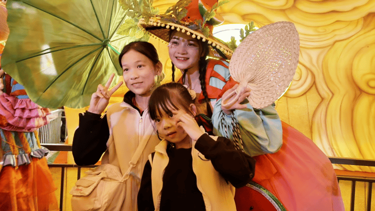 自貢燈會“五一”玩法升級！戲劇嘉年華承包你的假期快樂