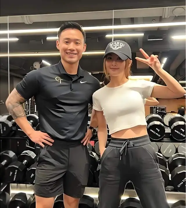 原創阿Sa快速敲定二婚，告別百億豪門羈絆，偏愛小眾圈層伴侶